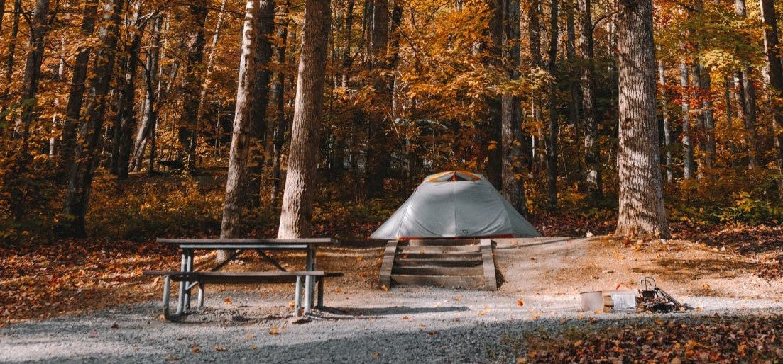 秋キャンプ！今の季節にピッタリのキャンプスタイル – アウトドア