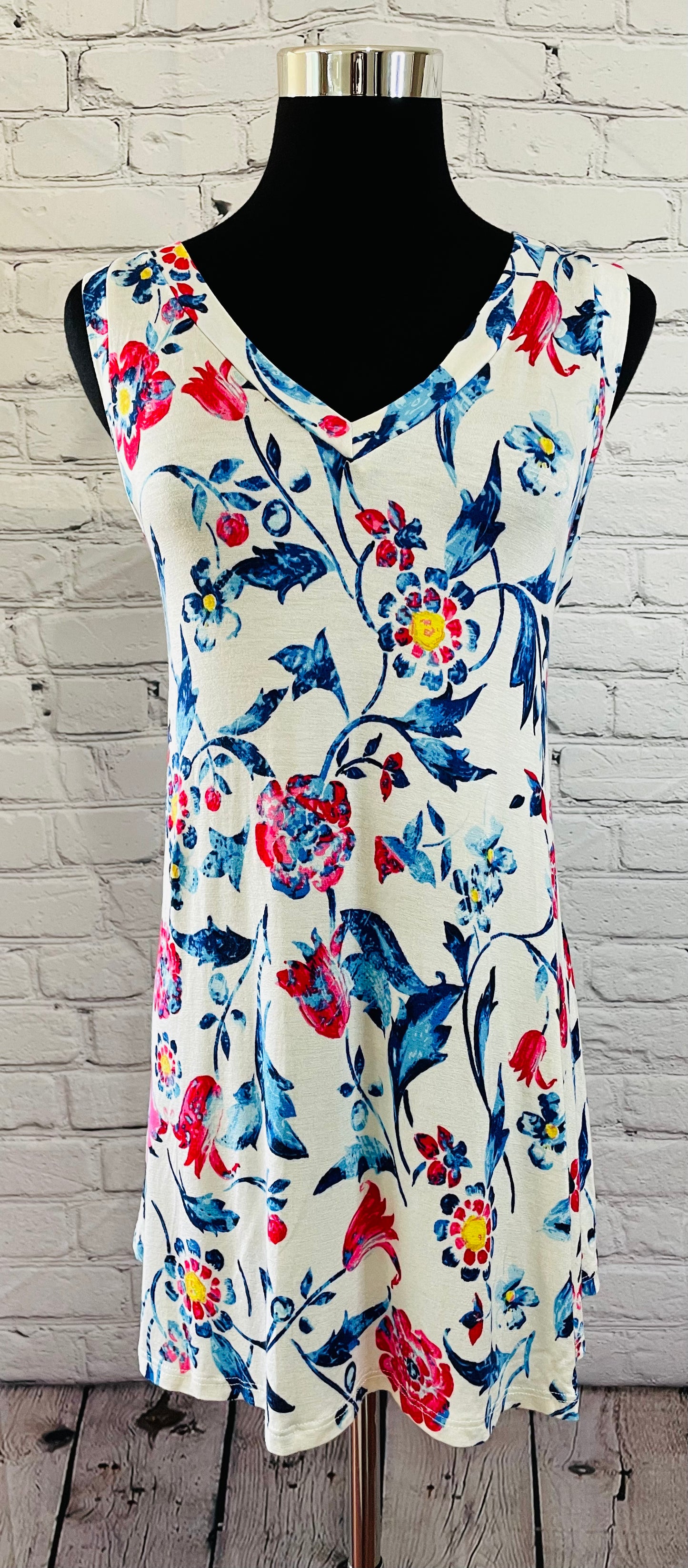 LAURA FASHION Oversized Sleeveless Top