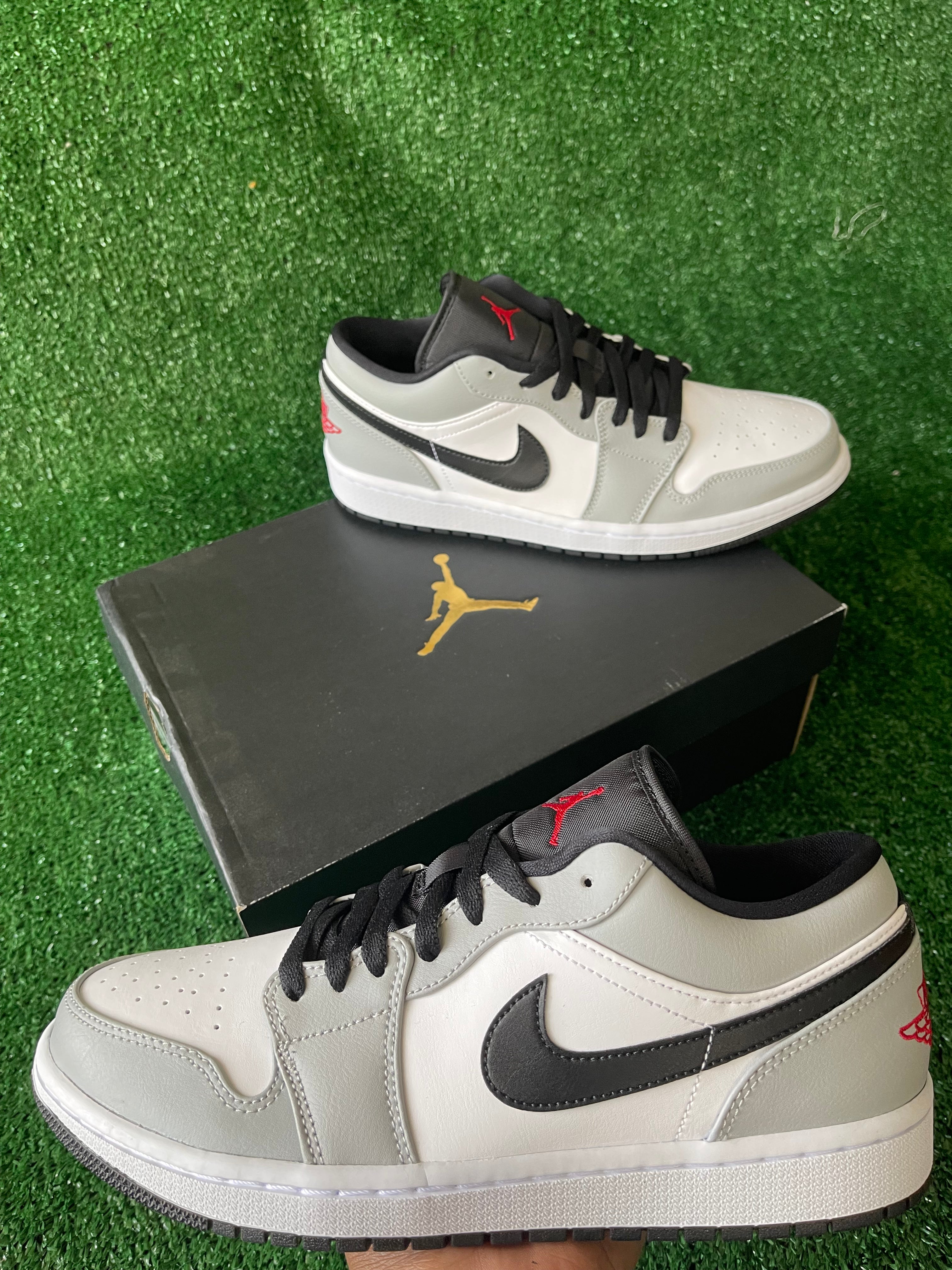 jordan 1 smoke grey laces