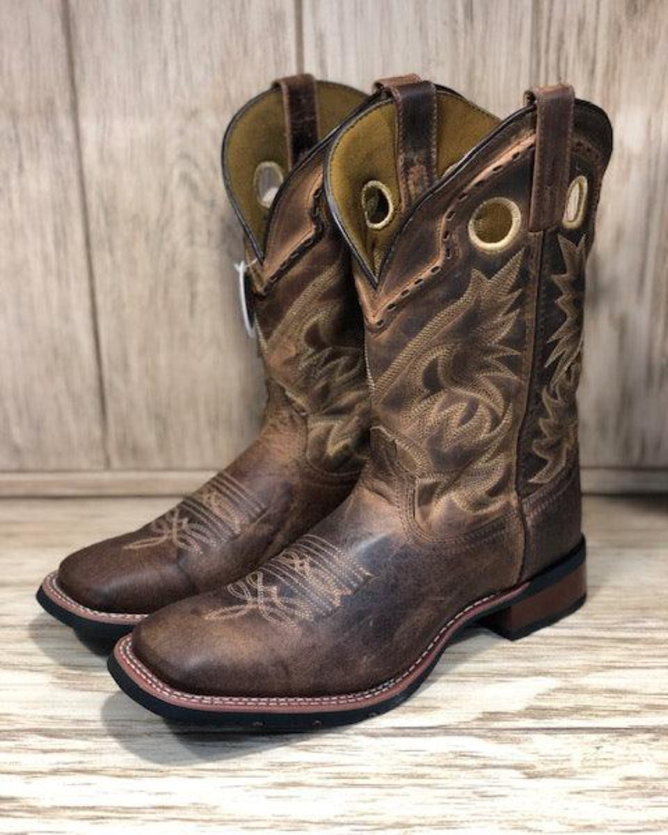 laredo cowboy boots mens