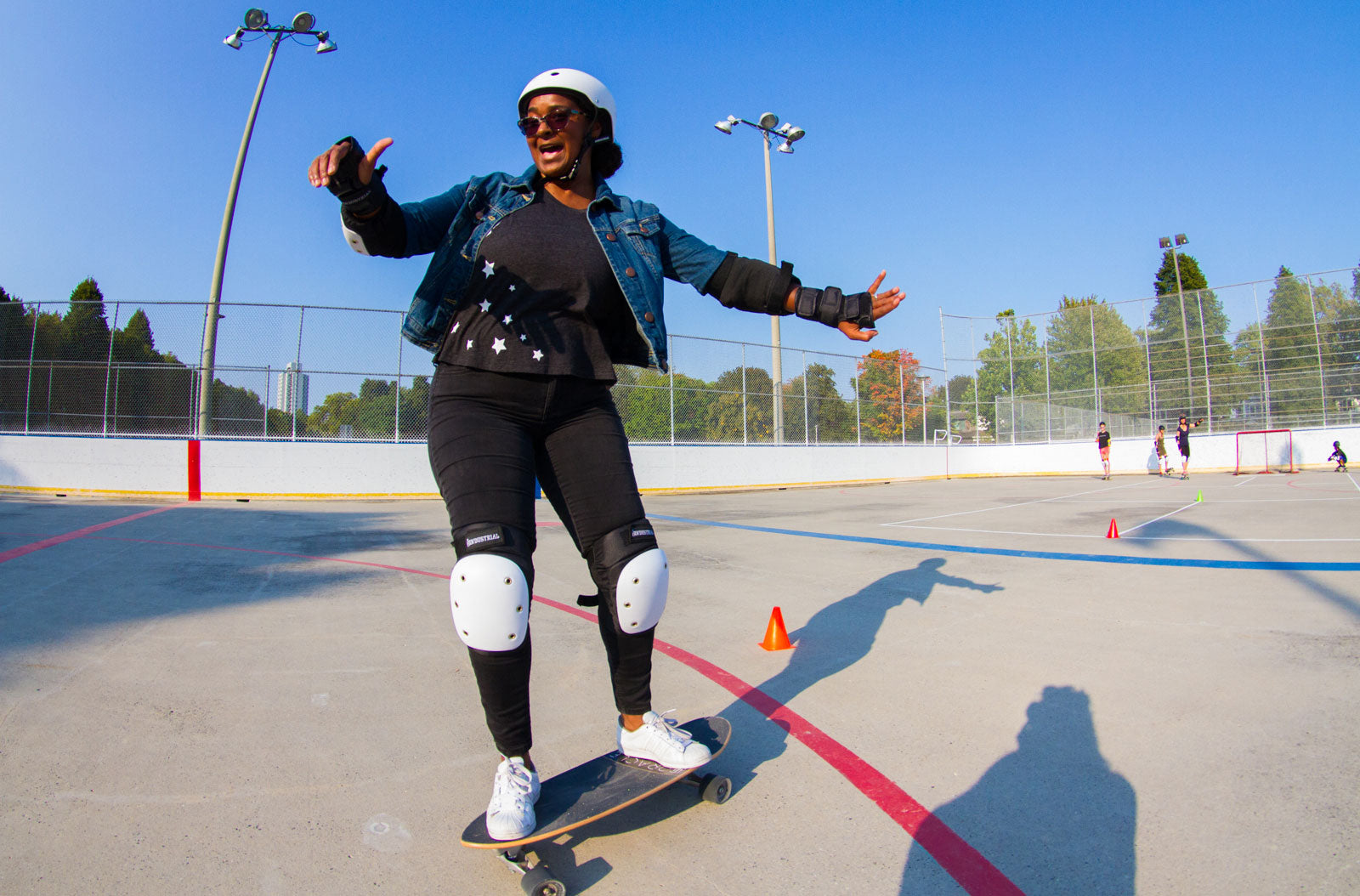 She Shreds Toronto Women Surfing Great Lakes Surf Canada Carver Surfskate