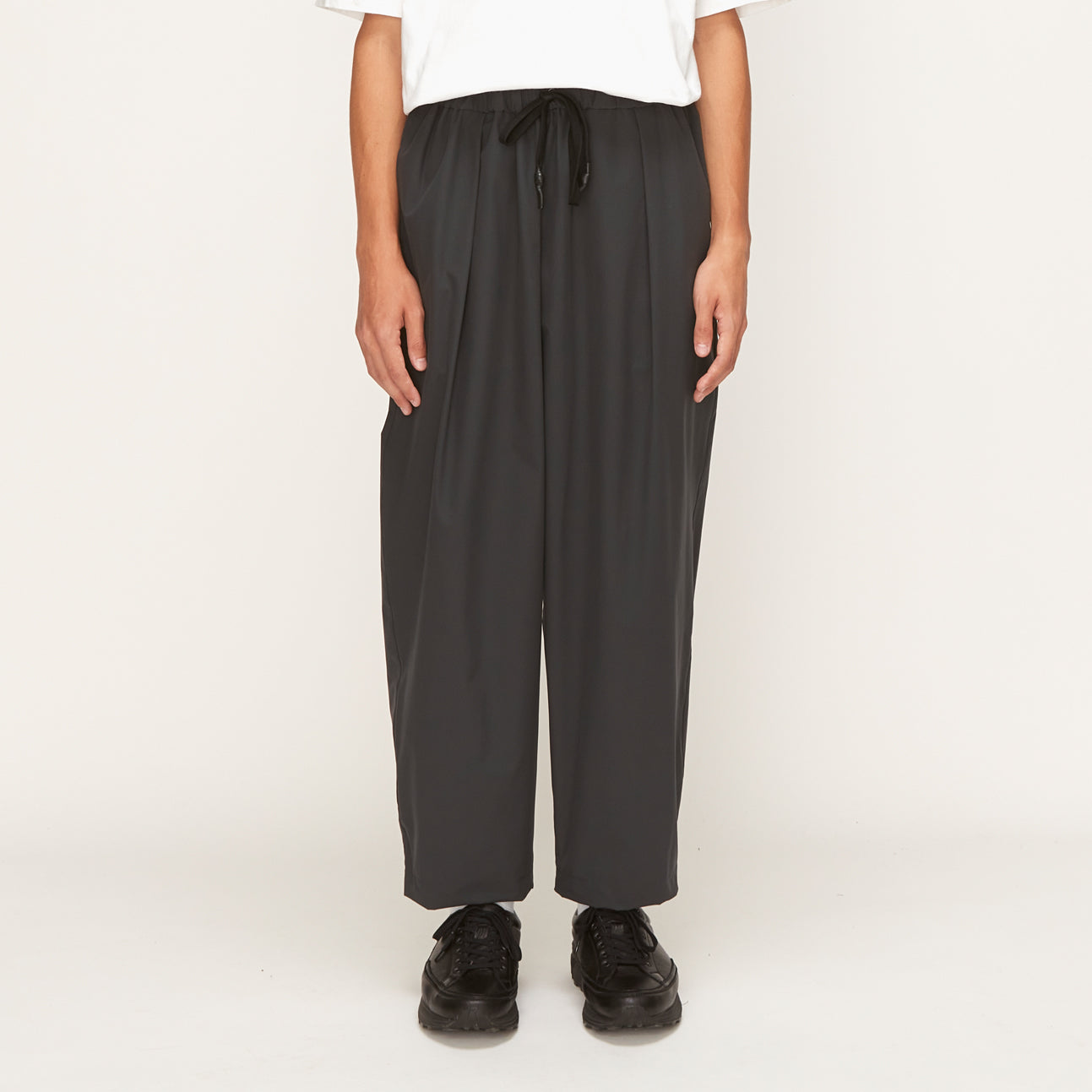 UNTRACE TAPERED STRETCH TRACK PANTS-