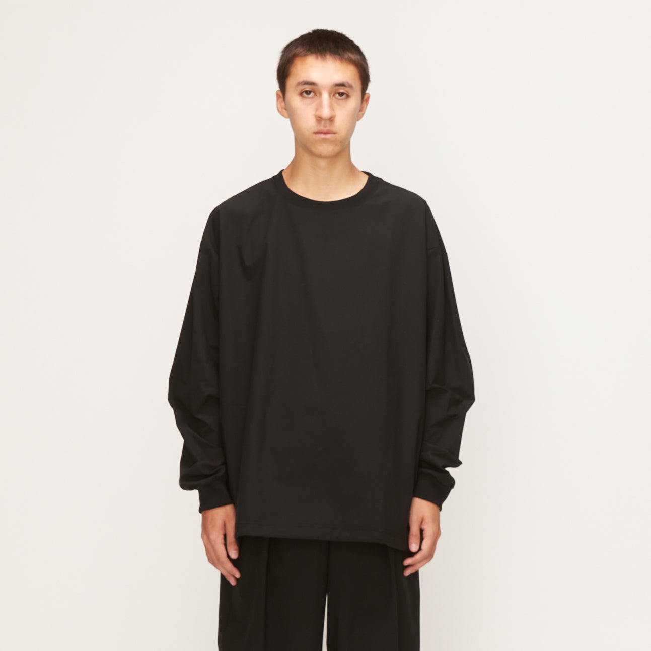 1 UNTRACE BASIC BOX STRETCH SMOCK L/S-