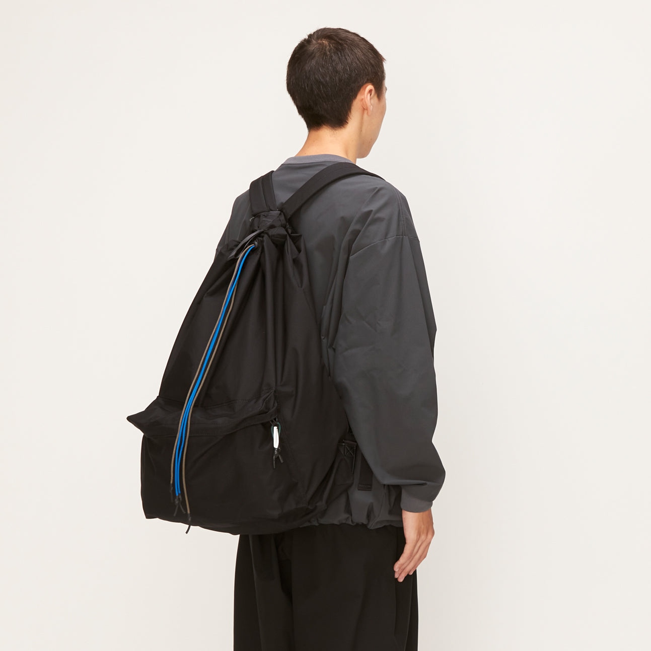 【UNTRACE】UNTRACE KNAP PACK / BLACK