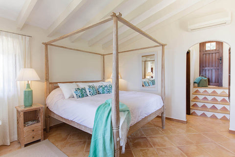 Aqua Bedroom Villa Deia