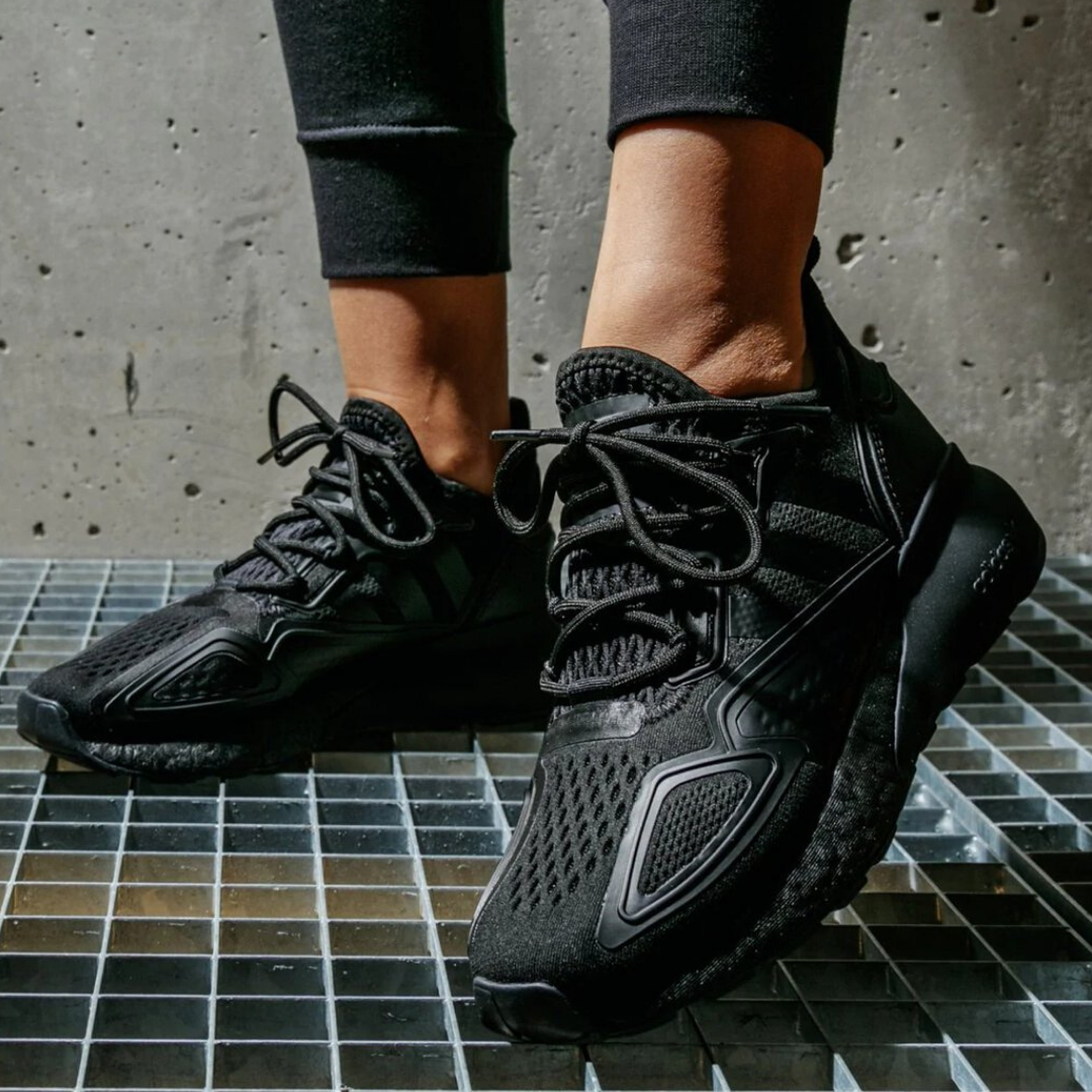 adidas originals zx 2k boost trainers in triple black