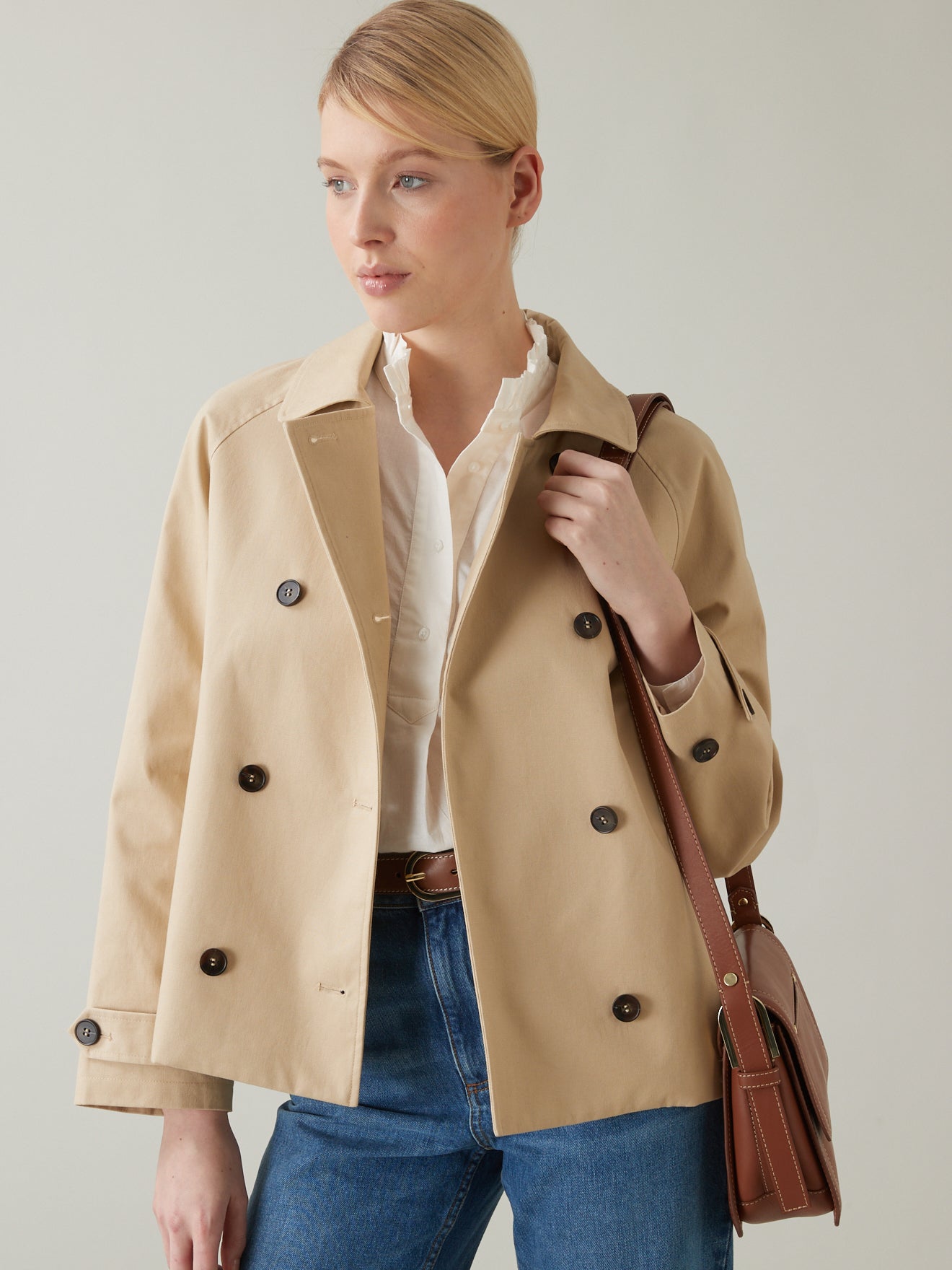 Trench court double boutonnage femme