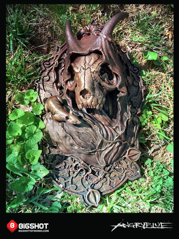 An early release of the Mother Earth 14" art object designed by AngryBlue. Sculpted and produced by Bigshot.