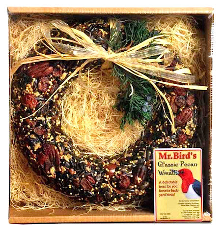 Deluxe bird feeder wreath has usable packaging for your birds
