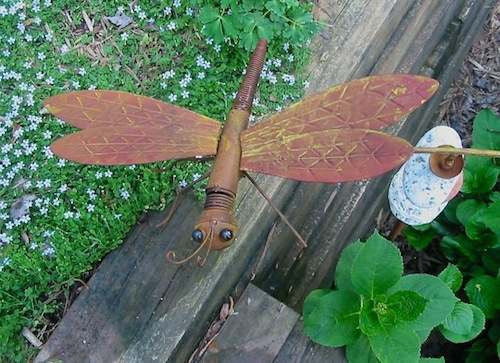 Large Dragonfly Kinetic Garden Stake – The Birdhouse Chick