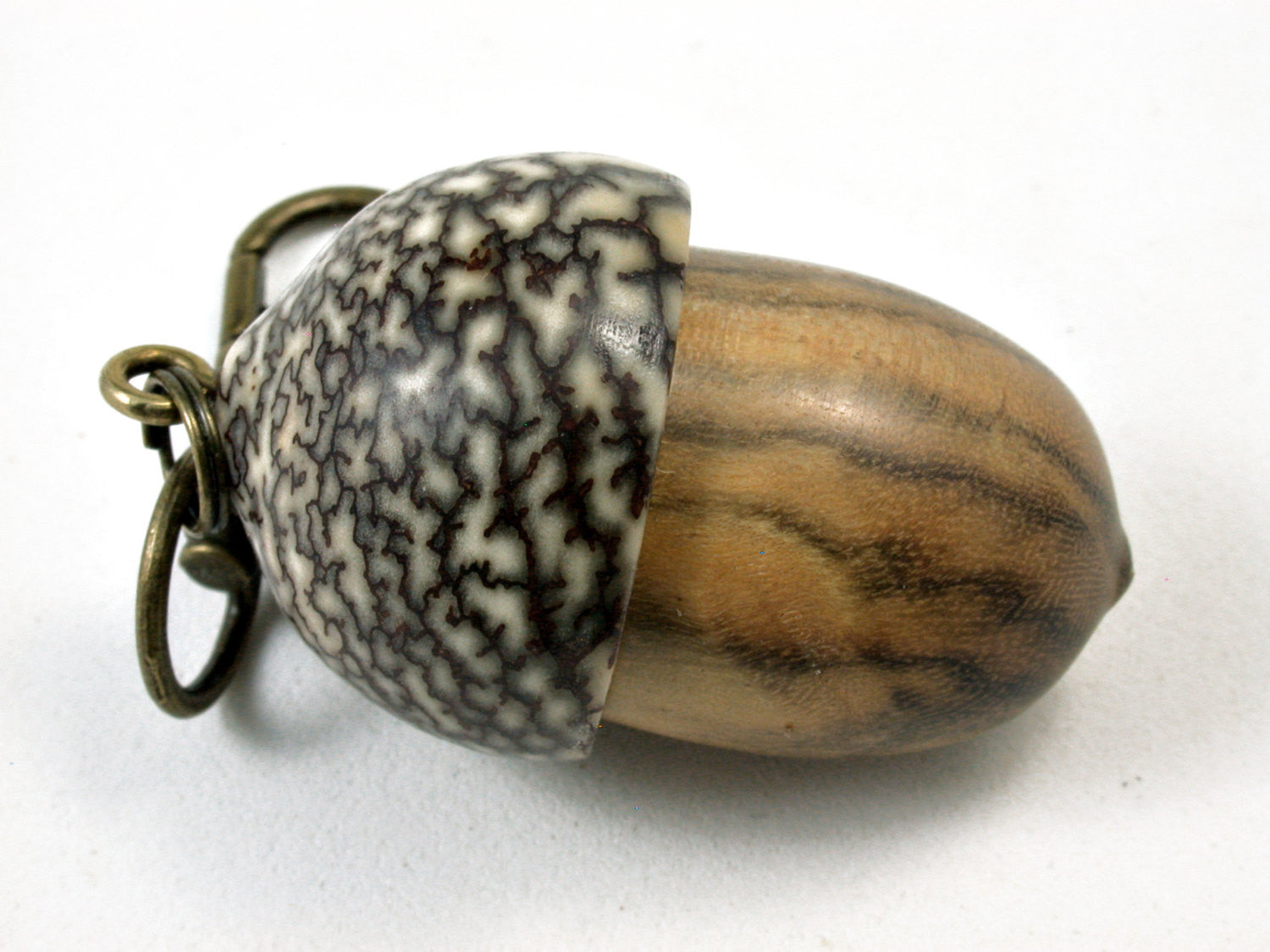 LV-1698 Chinese Pistachio and Betelnut Acorn Key Fob, Pill Holder, Cash Stash-SCREW CAP