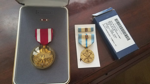 Replacement military medal in case