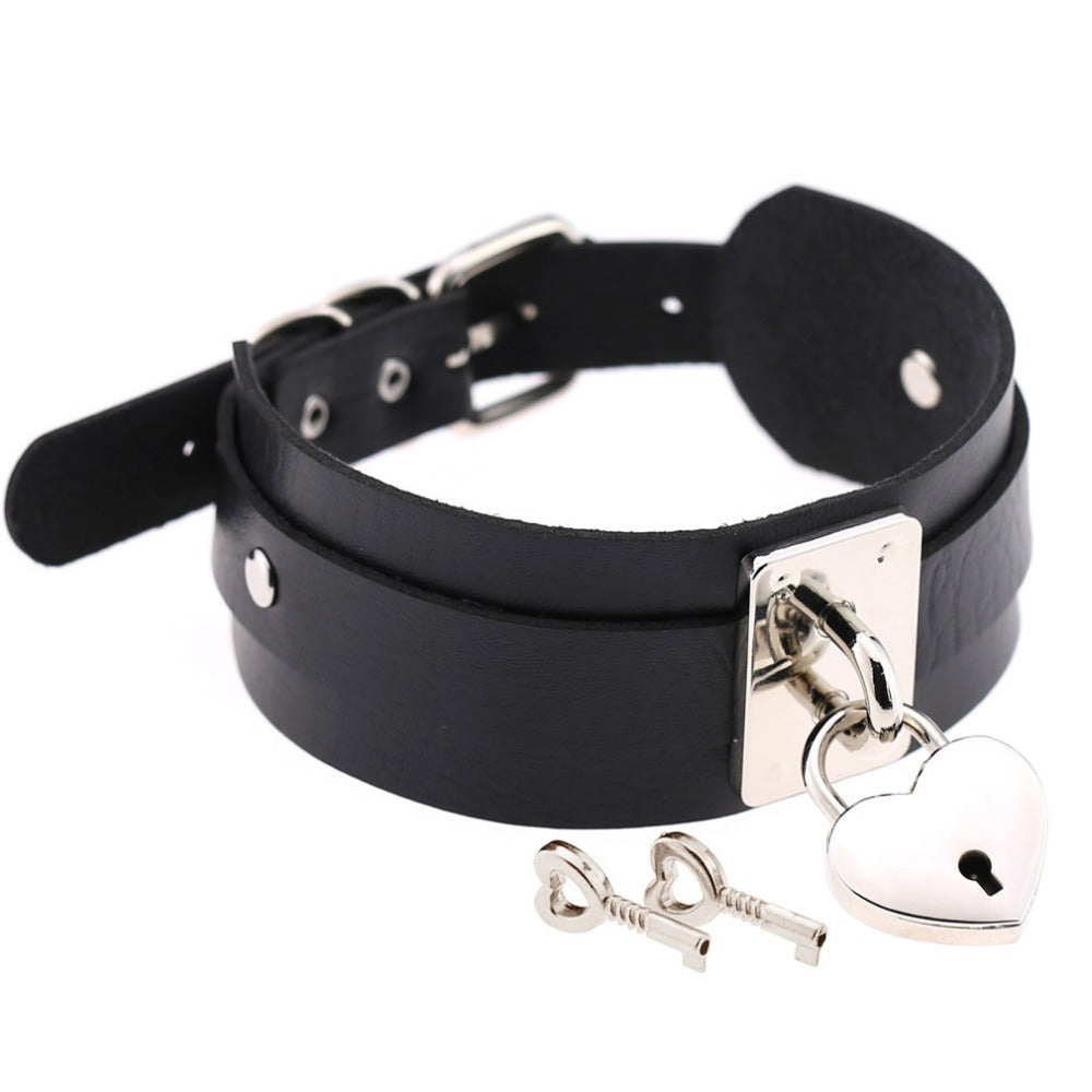 Metal Chain Heart Lock Leather Punk Choker Necklace Gothic Collar for Women  Men