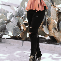 BELLA SUPER HIGH RISE DISTRESSED BLACK SKINNY JEANS