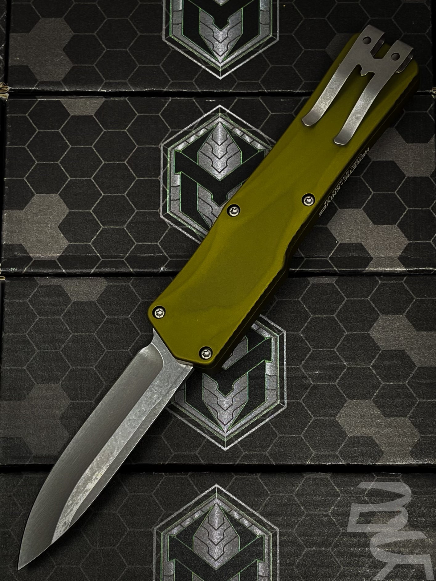 Heretic Knives Green Cleric Clip Point Automatic OTF D/A Knife (3.5in Stonewashed Plain CPM-154) H014-2A-GR