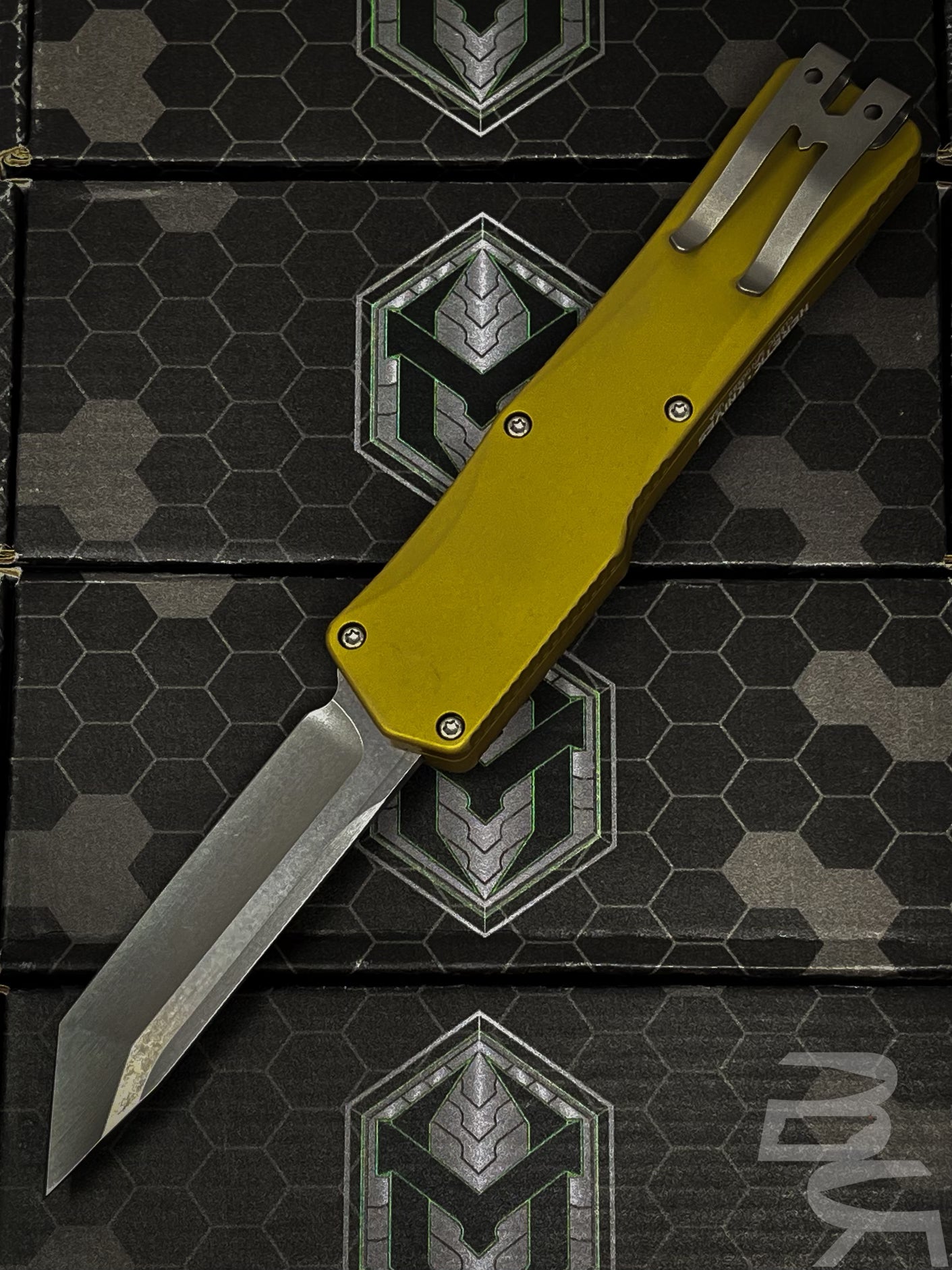 Heretic Knives Tan Cleric T/E Automatic OTF D/A Knife (3.5in Stonewashed Plain CPM-154) H015-2A-TA