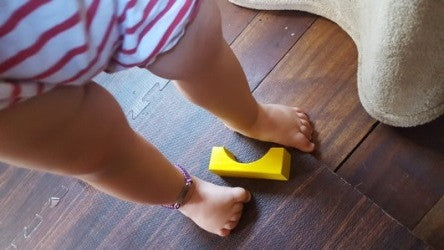 Medical alert bracelt on toddler's foot adjustable size