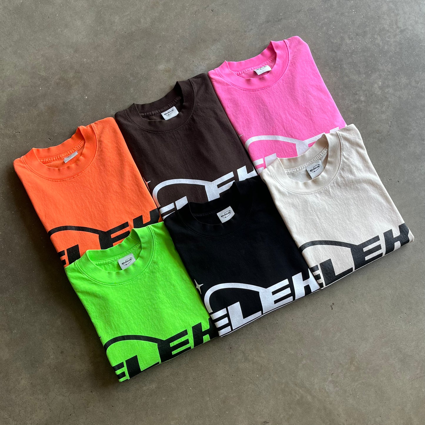 SATURN TEE BROWN