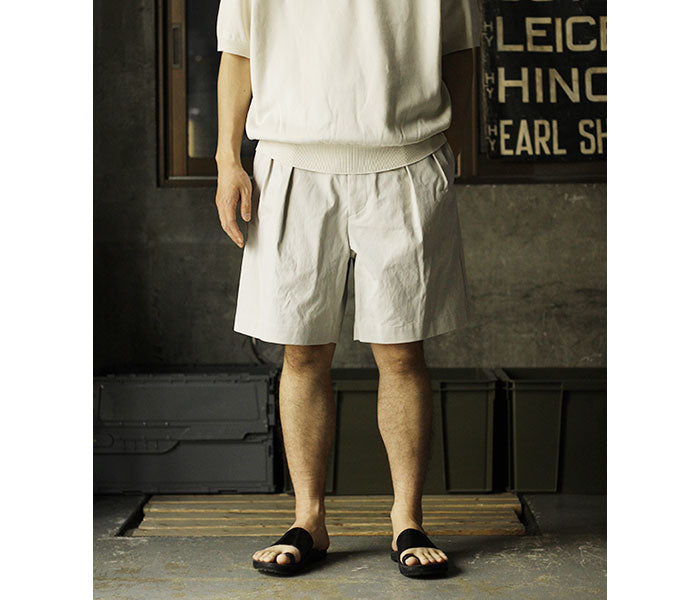 A.PRESSE Two Tuck Chino Shorts neuroid.uprrp.edu