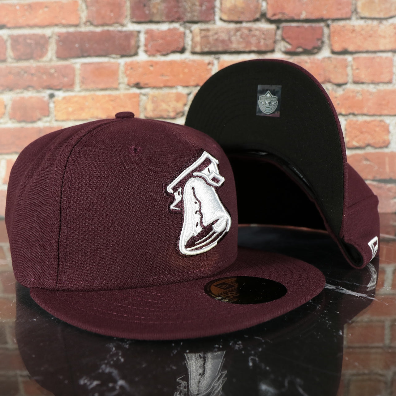 Lehigh Valley Ironpigs On Field Plain Jane 2014 Ironpigs Liberty Bell Logo MiLB Black Bottom | Maroon 59Fifty Fitted Cap