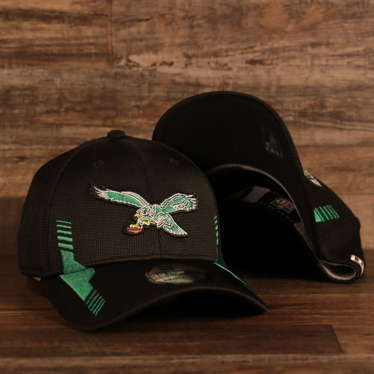 Philadelphia Eagles 2021 Sideline On-Field Throwback Logo 39Thirty Stretch Cap