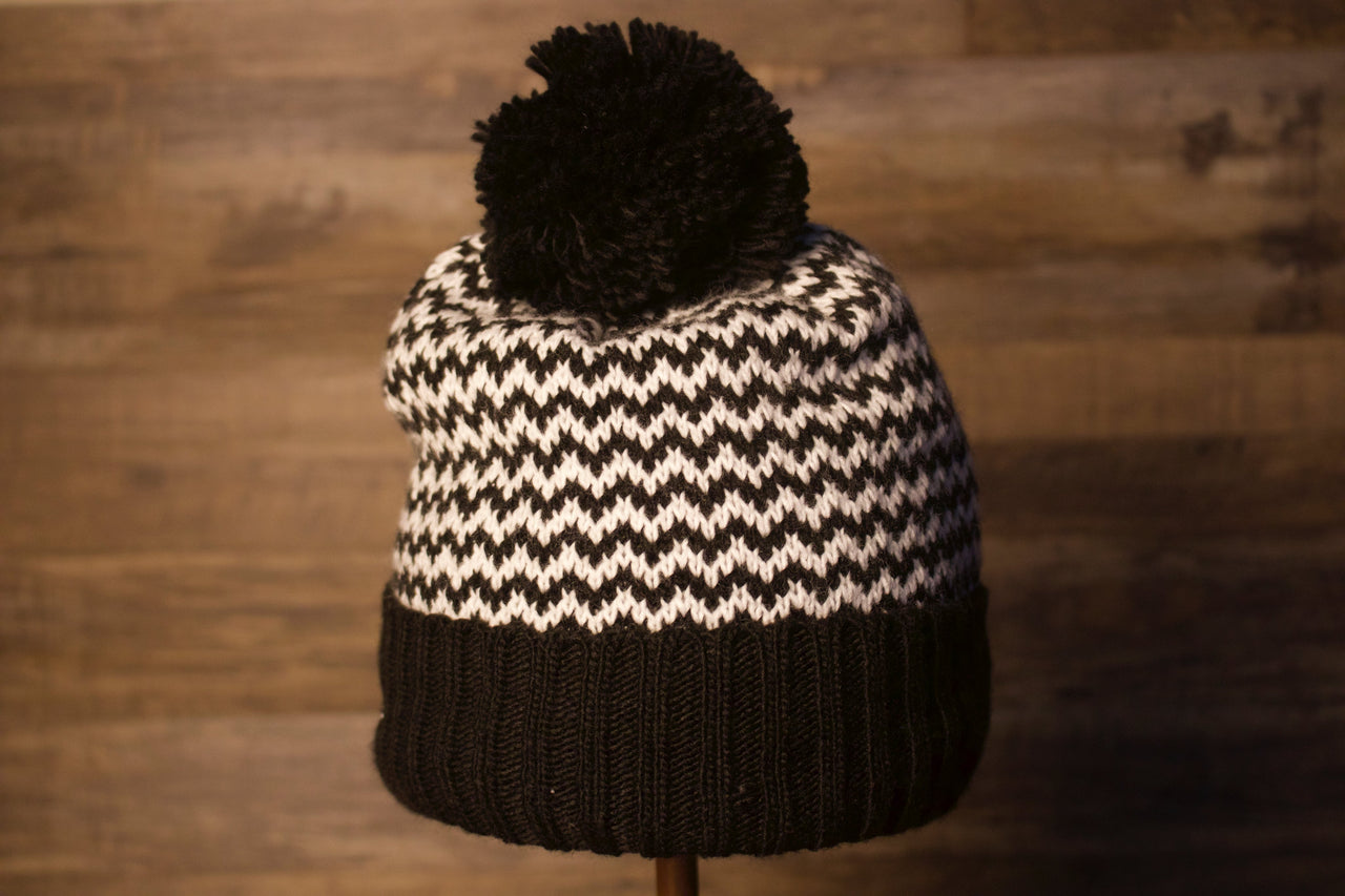 the back of this eagles beanie is also black and white zig zags Eagles Women's Beanie | Philadelphia Eagles Retro Women's Beanie