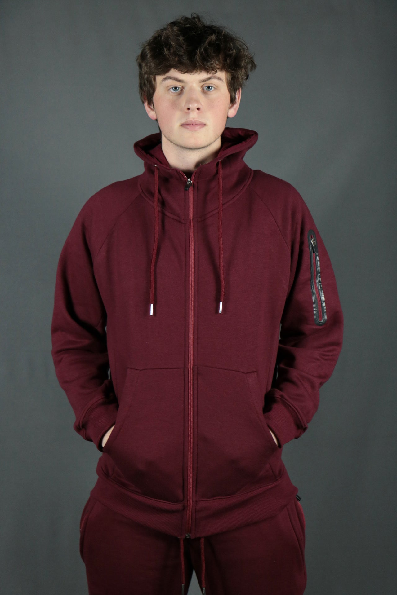 Maroon Unbasic Fleece Stash Pocket Sunset Park Tapered Zipper Hoodie | Fleece Dark Red Hoodie