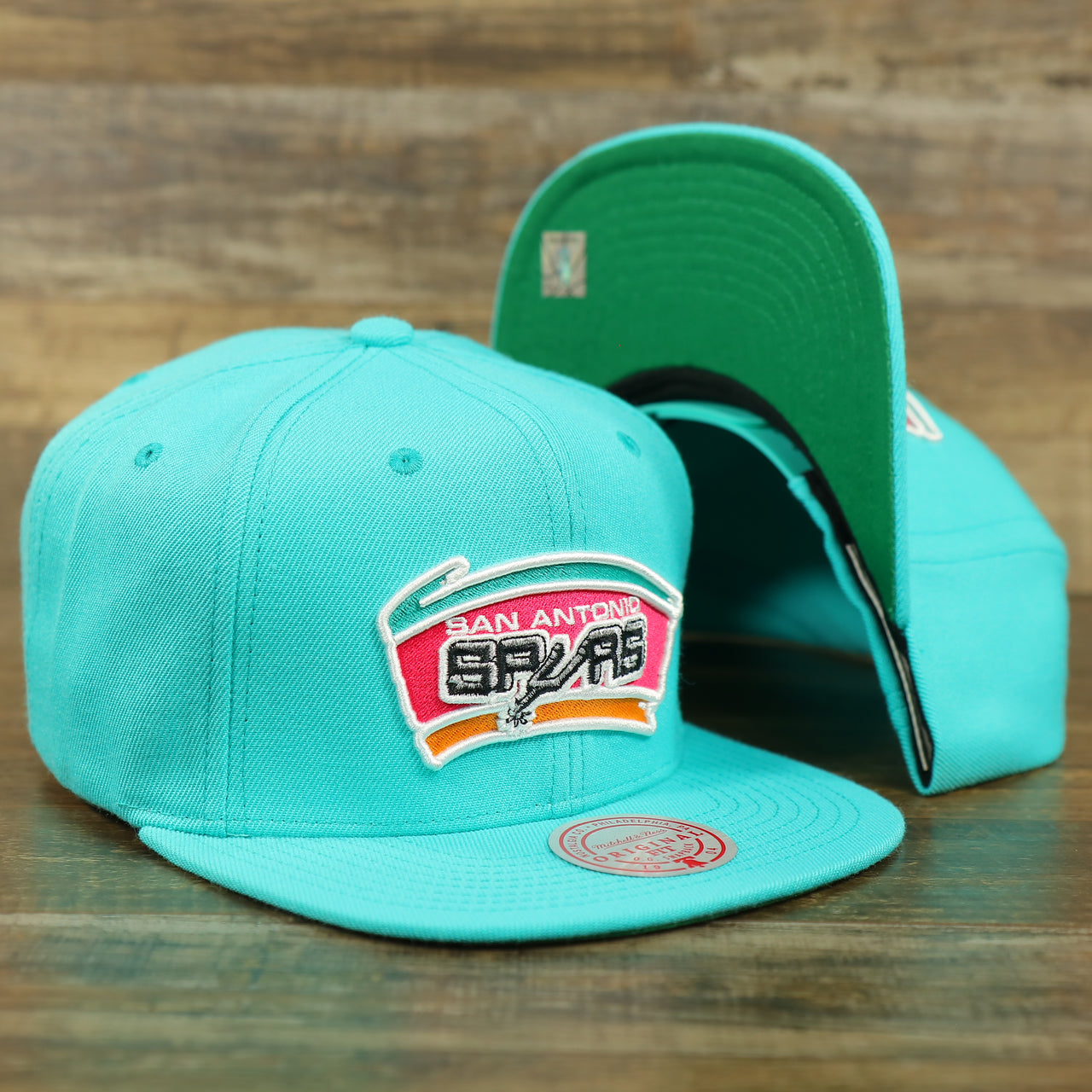 San Antonio Spurs Vintage Retro NBA Team Ground 2.0 Mitchell and Ness Snapback Hat | Teal