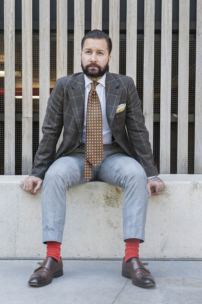 How to style colorful socks