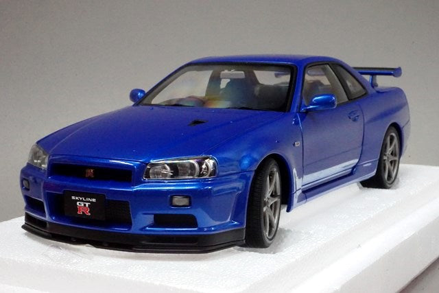 1:18 AUTOart 77408 Nissan Skyline GT-R (R34) V-SPEC II Bayside