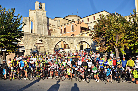 Supporting the Wolf Bike Tour in Abruzzo: CBD One Shot by enecta 