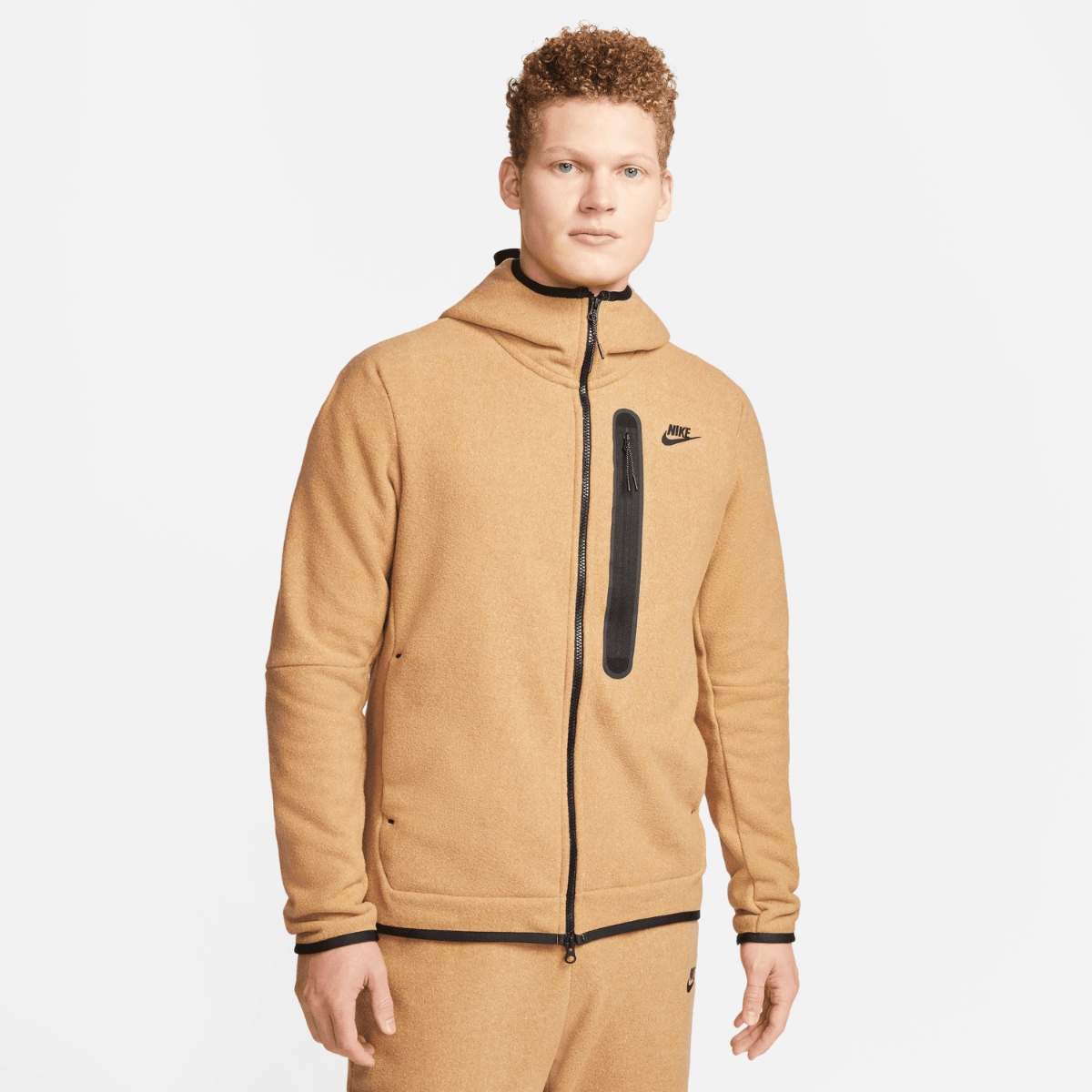Nike Sportswear Fleece Jacket - Beige/Black – FootKorner