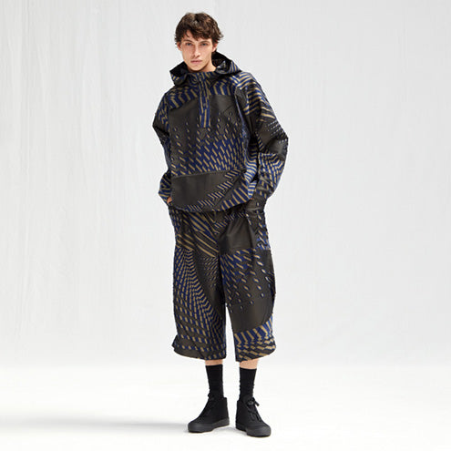 アイテムのご紹介「HELIX」 – isseymiyake.com