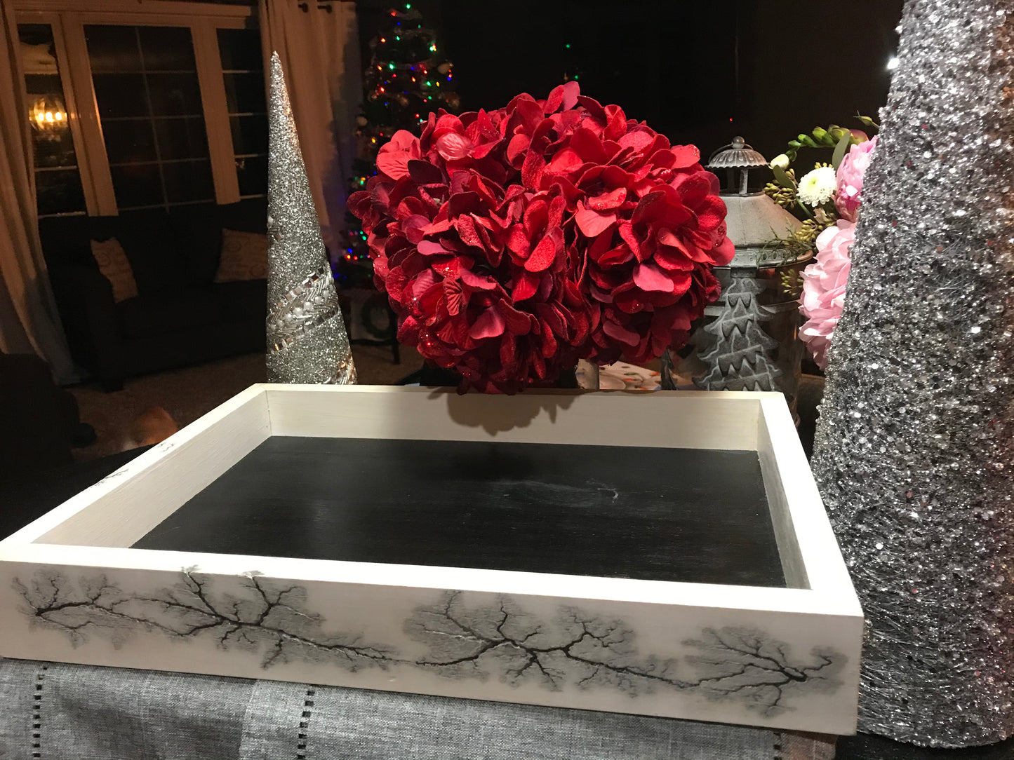 Decor Box - Partial Fractal burn white with black inside base