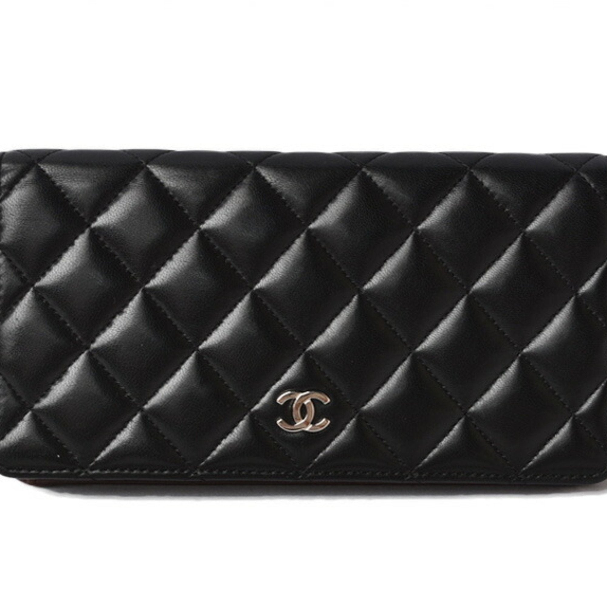 Chanel classic bifold wallet