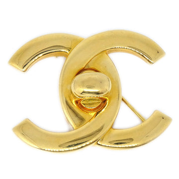 CHANEL 1996 Turnlock CC Brooch Pin Gold Medium 86027