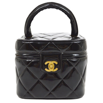 CHANEL 1995 Heart Mirror Cosmetic Vanity Handbag Black Patent AK33236b