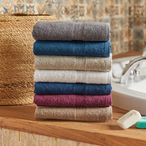Elevate Your Bathing Experience with Luxurious Bath Towels