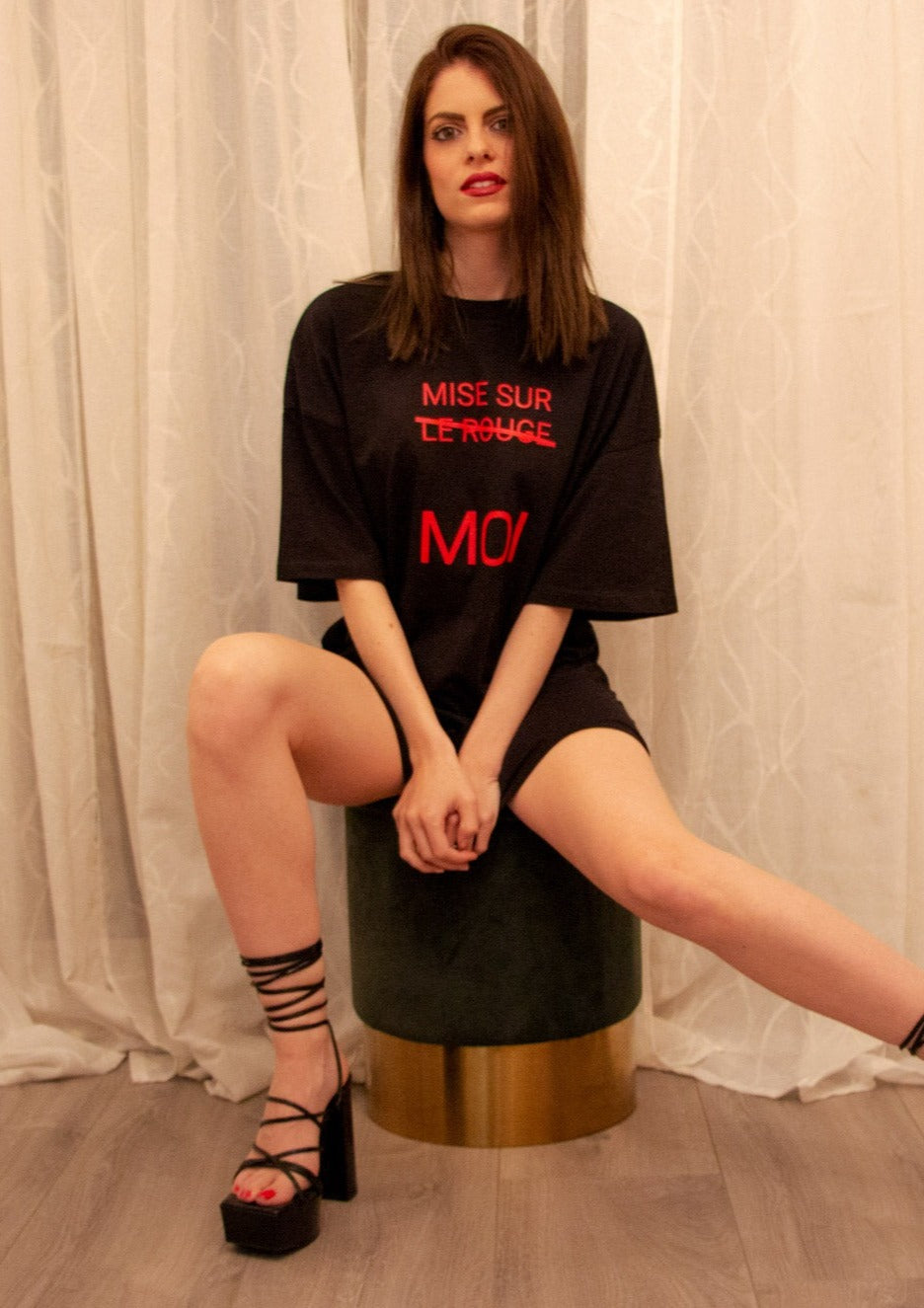 Renacimiento Envolver mitología MIMA Red Kiss Black Tee | Vestido camiseta larga mujer – MIMA Collection