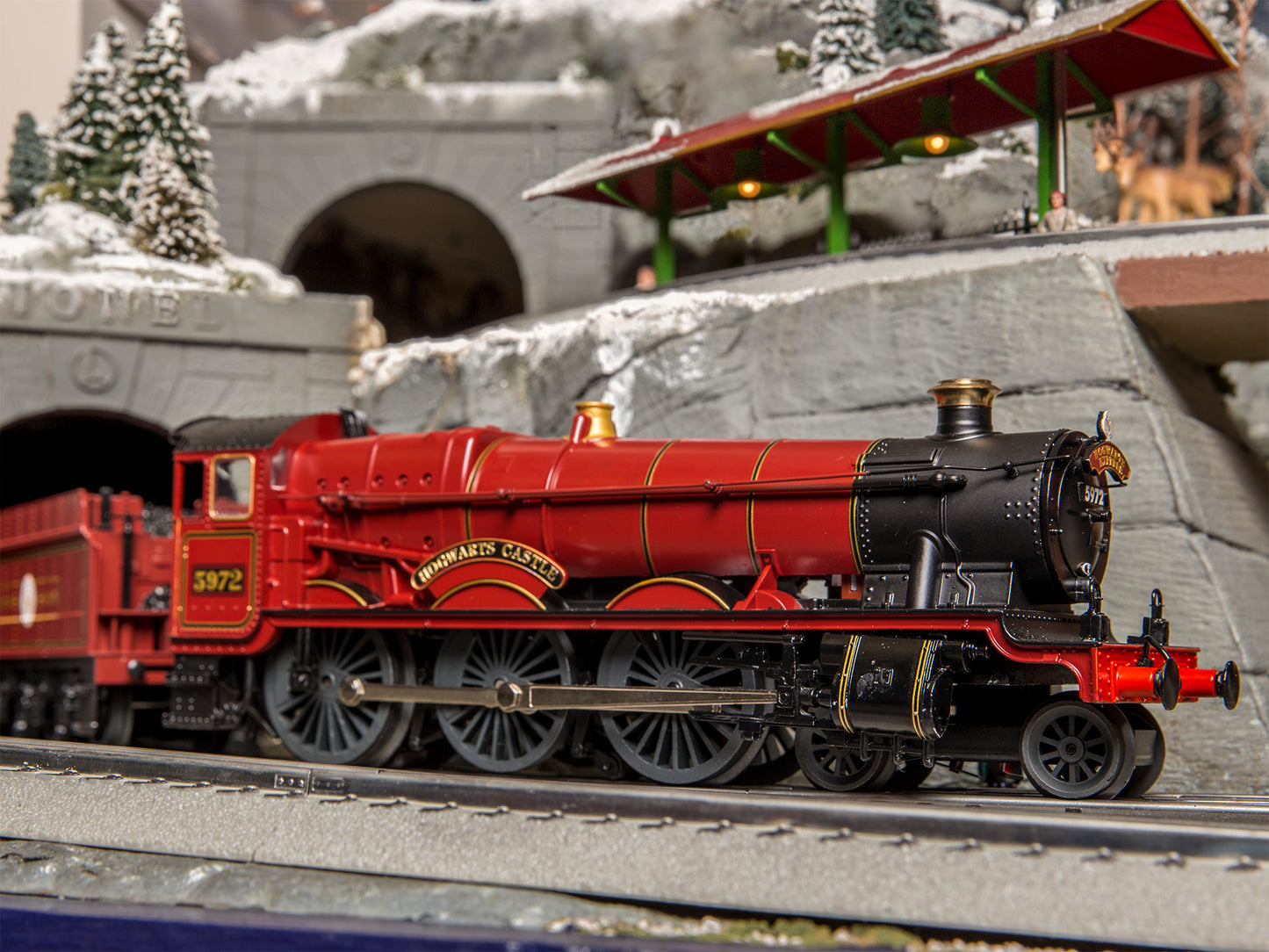 Lionel Hogwarts Express Electric O Gauge Train Set