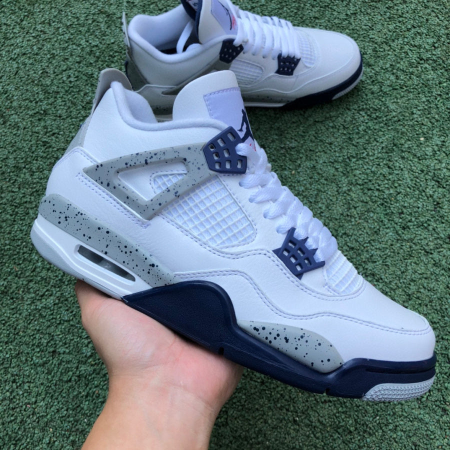 midnight jordan 4