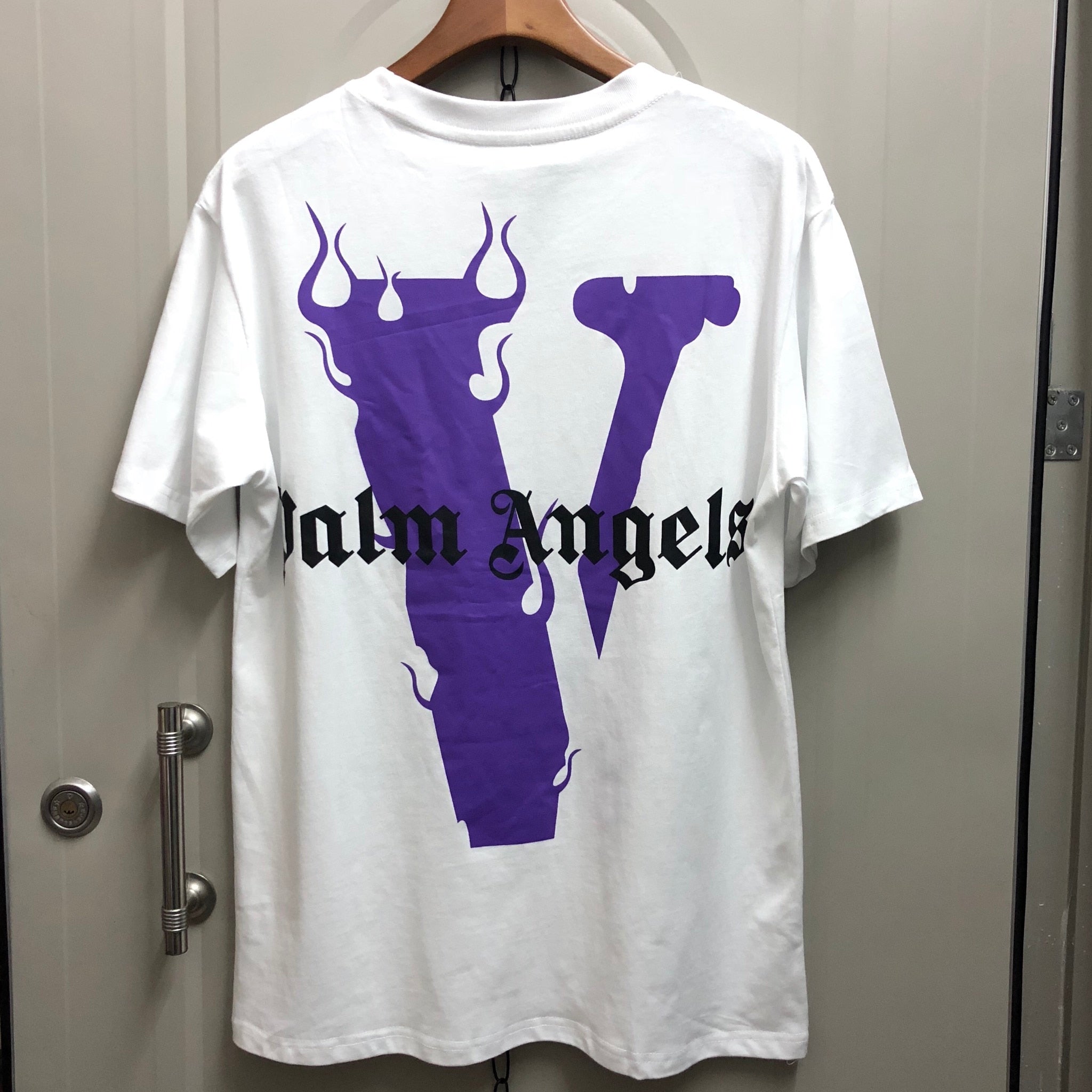 palm Angels×vloneのコラボtシャツ
