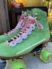 Skate Charm - Daisy Chain - Assorted Colors -