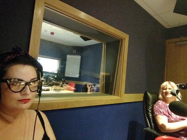 Lisa and Maj in studio