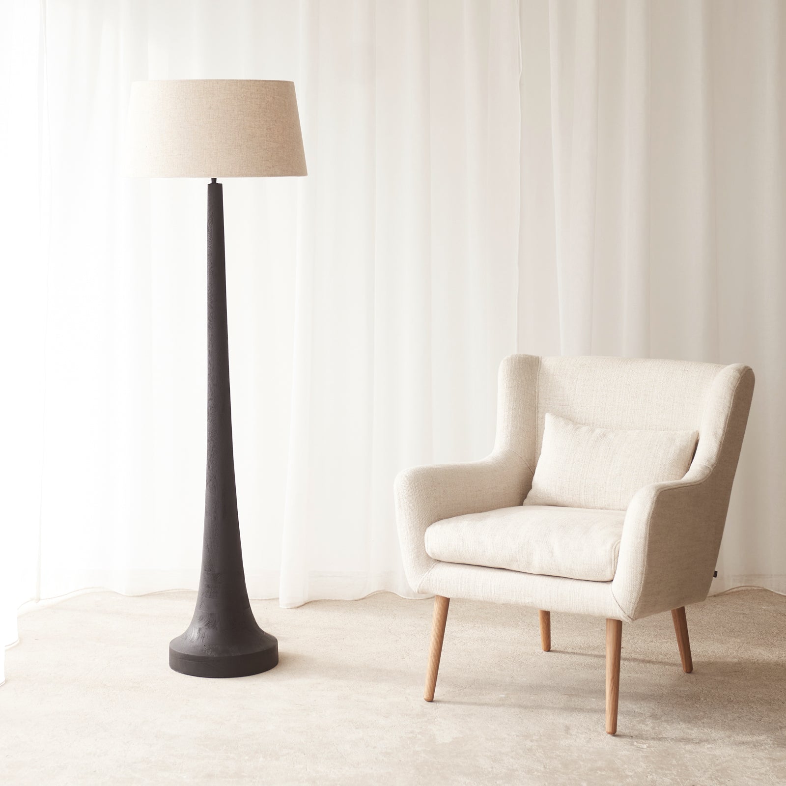 black living room floor lamp