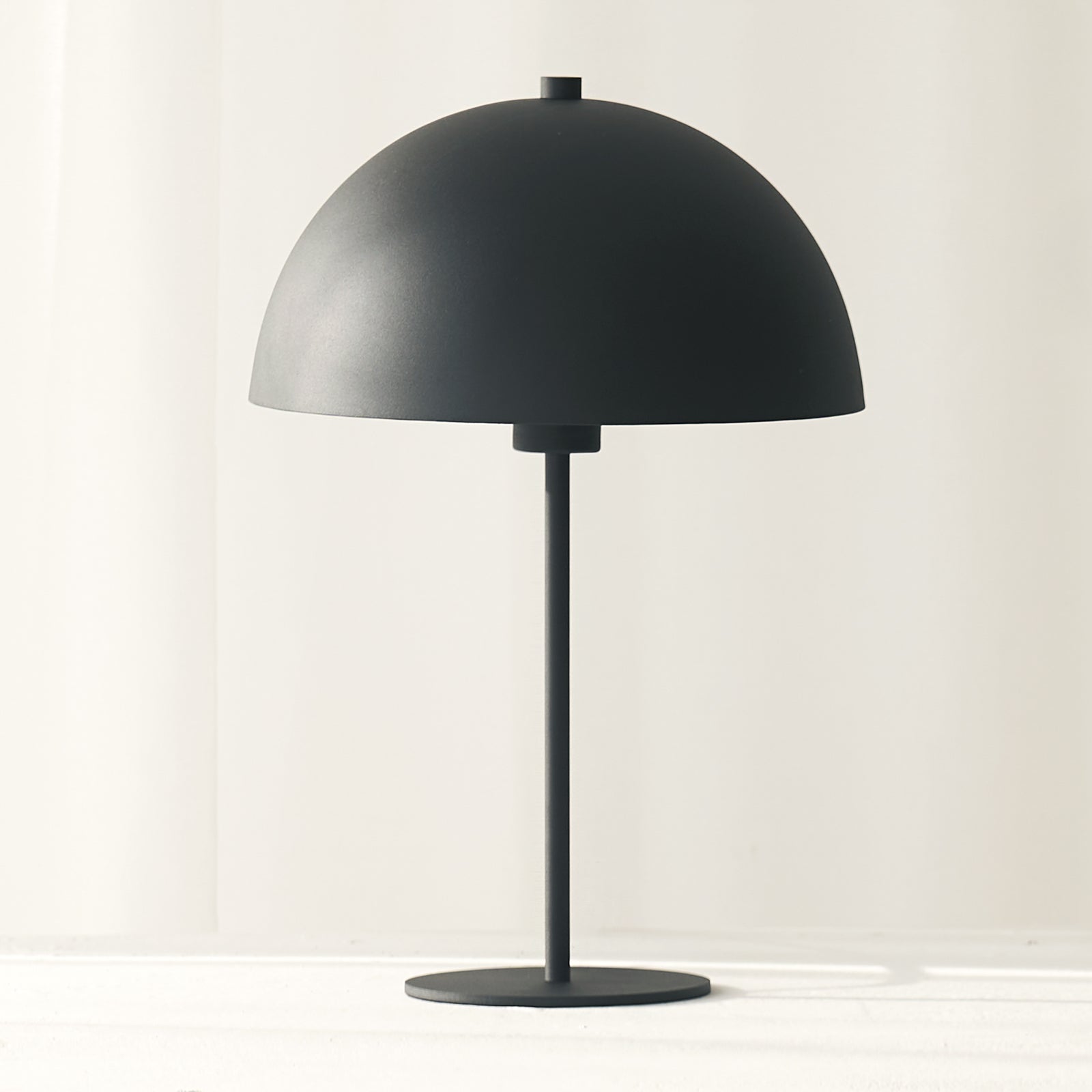 black night stand lamp