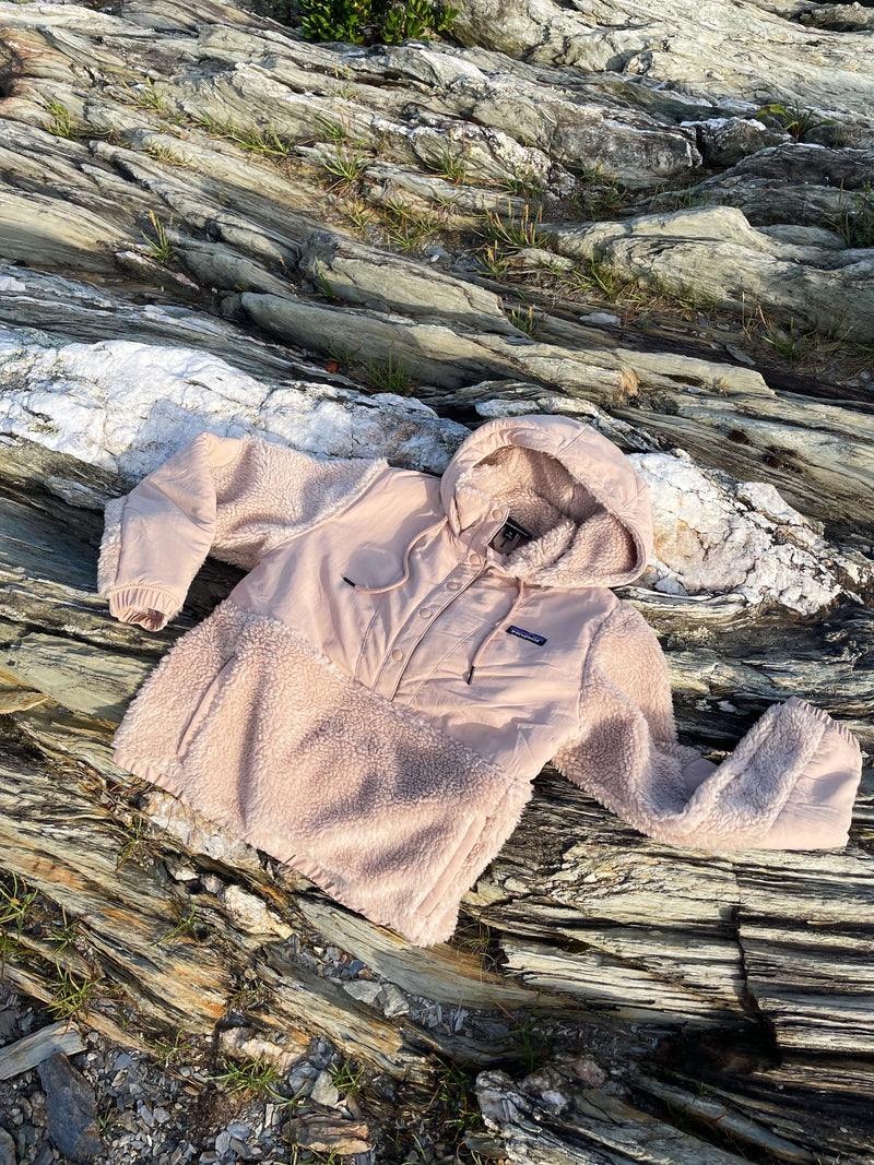 Patagonia Women's Shelled Retro-X® Fleece Pullover in Shroom Taupe