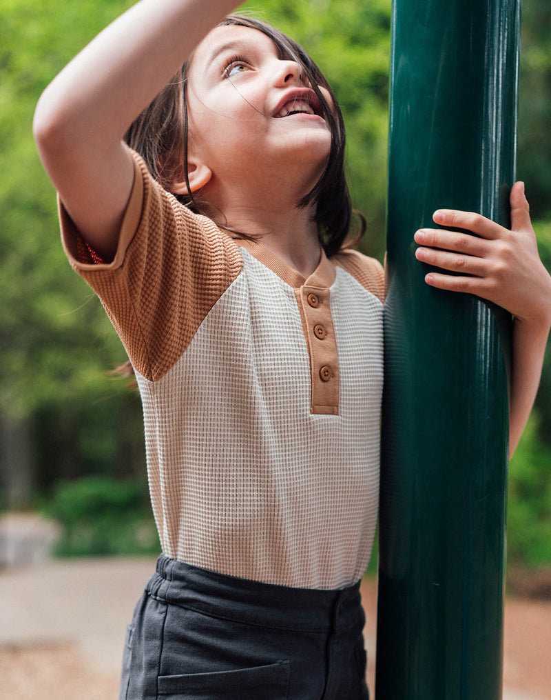 Noble Organic Waffle Henley Tee in Oat and Peanut Butter