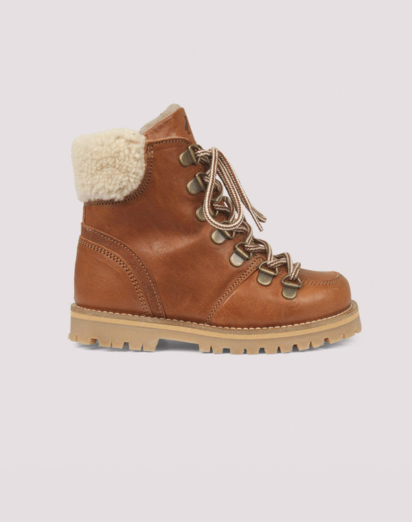 Petit Nord Shearling Winter Boot in Cognac