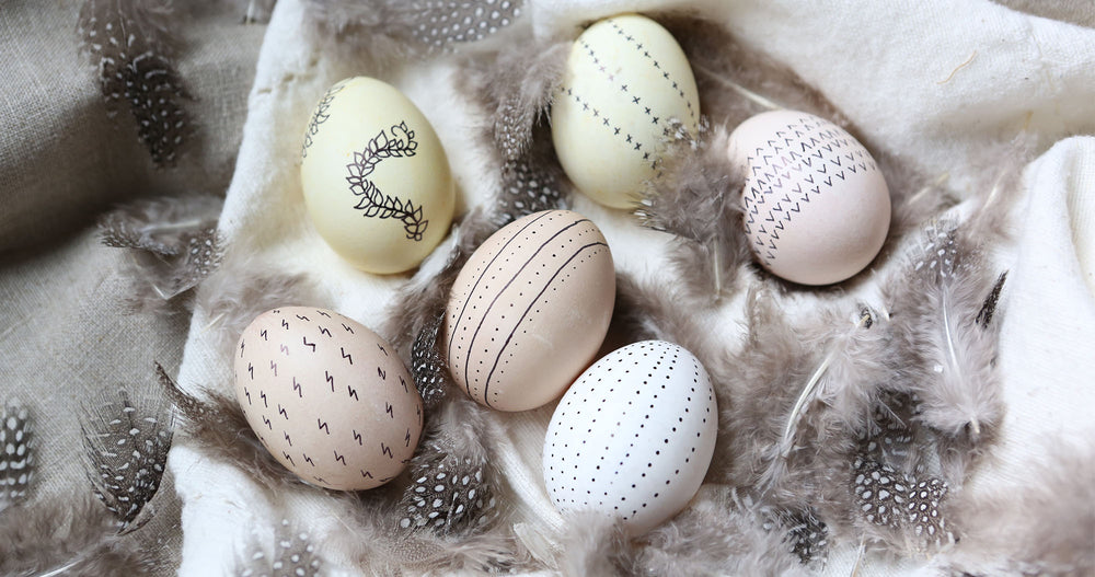 Chic & Simple Easter Eggs!